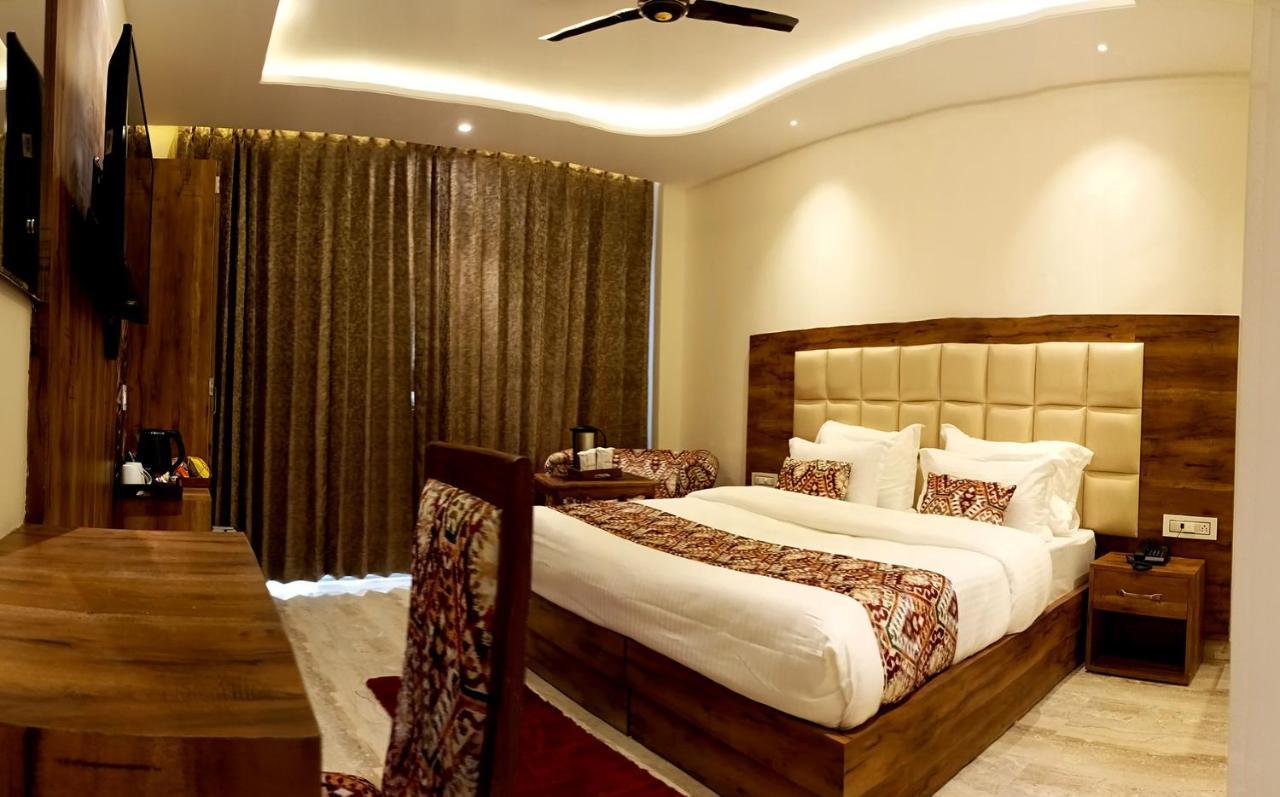 Hotel Classic Hills Dharamshala Extérieur photo